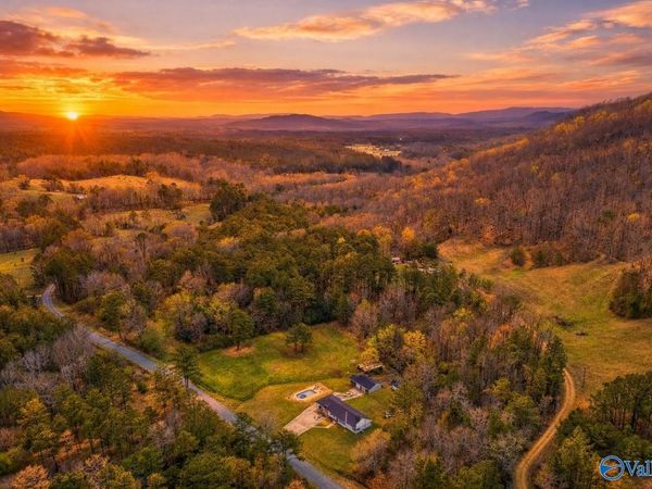 936 Youngs Chapel Road, Piedmont, AL 36272