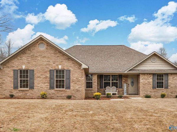 10449 Monks Drive, Athens, AL 35611