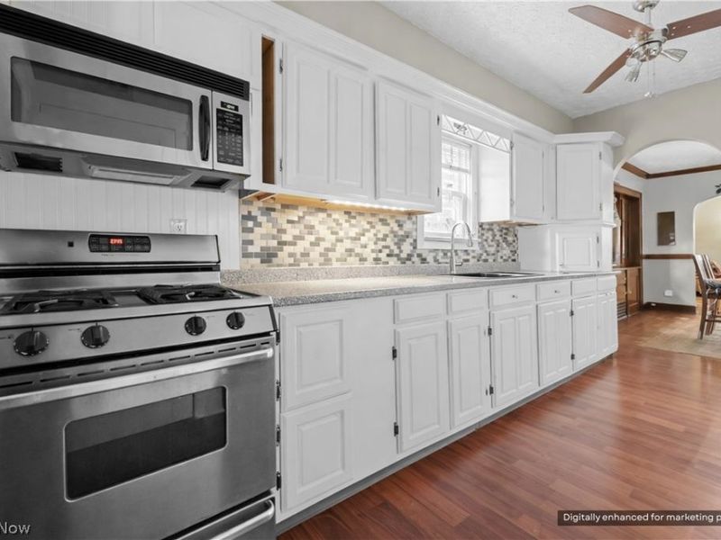 461 Eastland Avenue , Akron, OH 44305 Photo 13