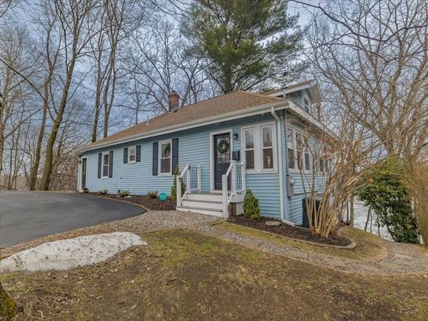 36 Eagle Rd, Worcester, MA 01605