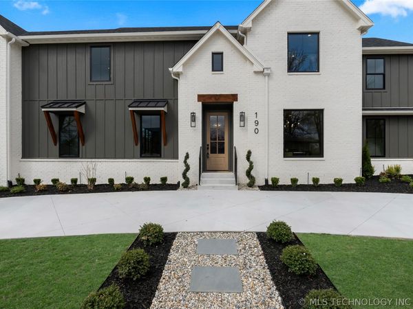 190 E Freeport Street , Broken Arrow, OK 74012