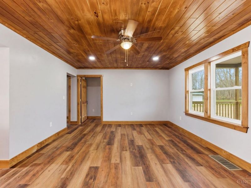 385 Silver Lane, Winchester, OH 45697 Photo 16