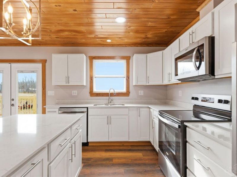 385 Silver Lane, Winchester, OH 45697 Photo 8