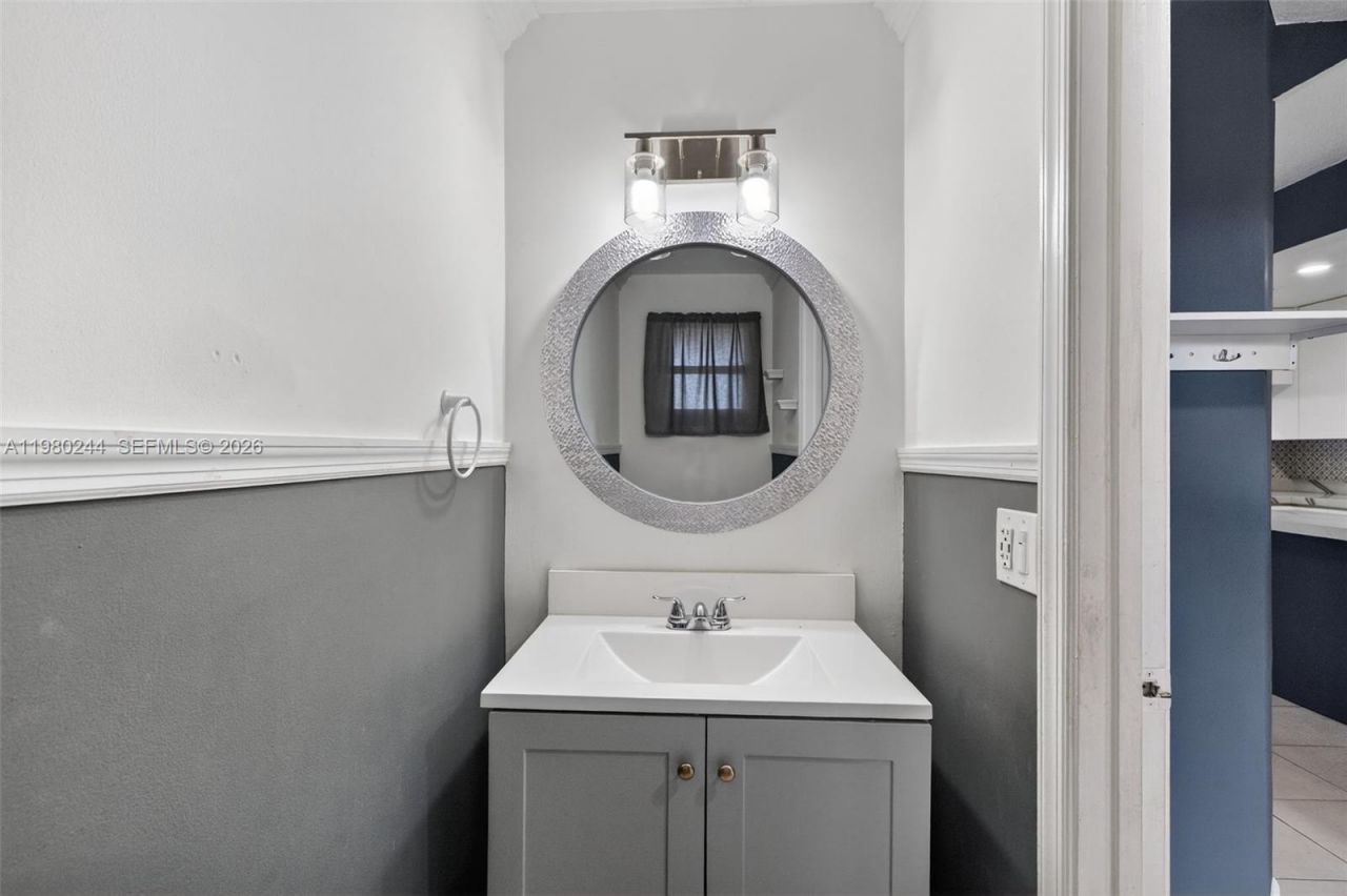 5843 Woodlands Blvd , Tamarac, FL 33319 Photo