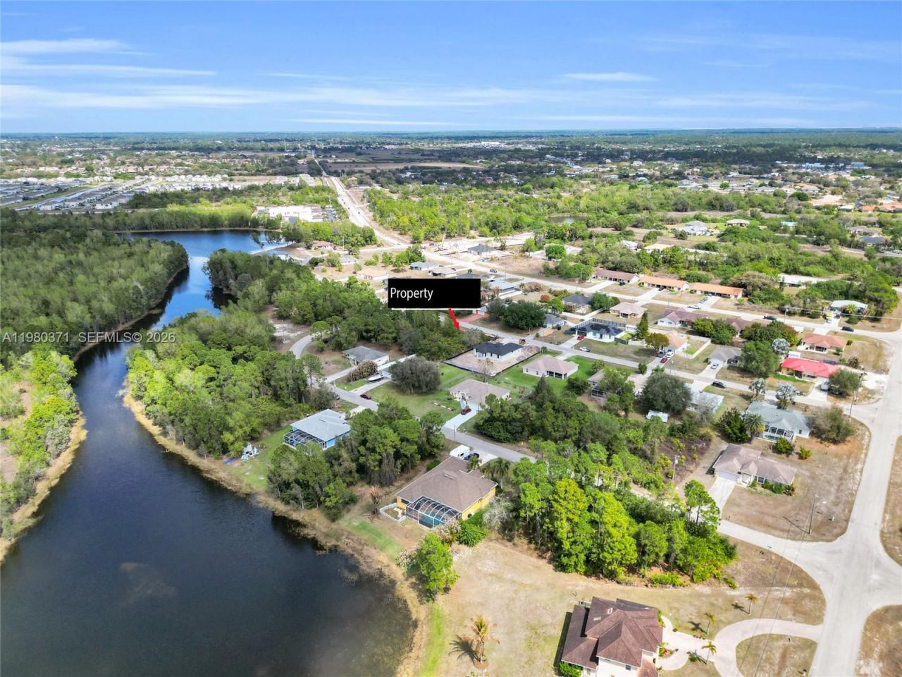 638 Dauphine Ave S, Lehigh Acres, FL 33974 Photo