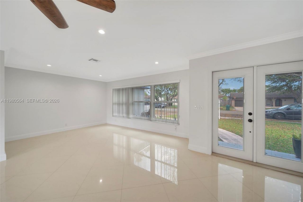 5137 SW 87th Ter, Cooper City, FL 33328 Photo