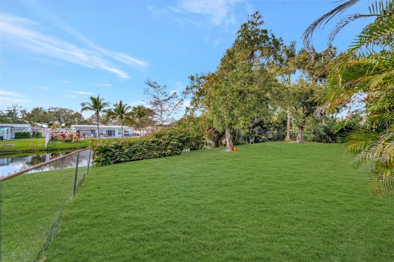 5137 SW 87th Ter, Cooper City, FL 33328 Photo