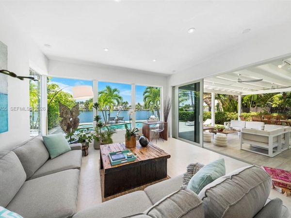 365 N Shore Dr , Miami Beach, FL 33141