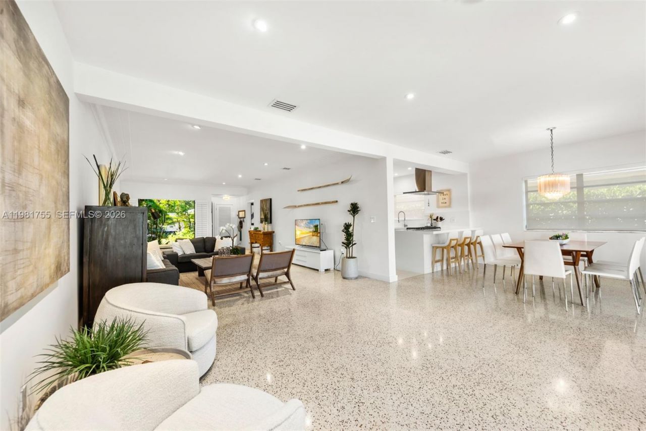 365 N Shore Dr , Miami Beach, FL 33141 Photo