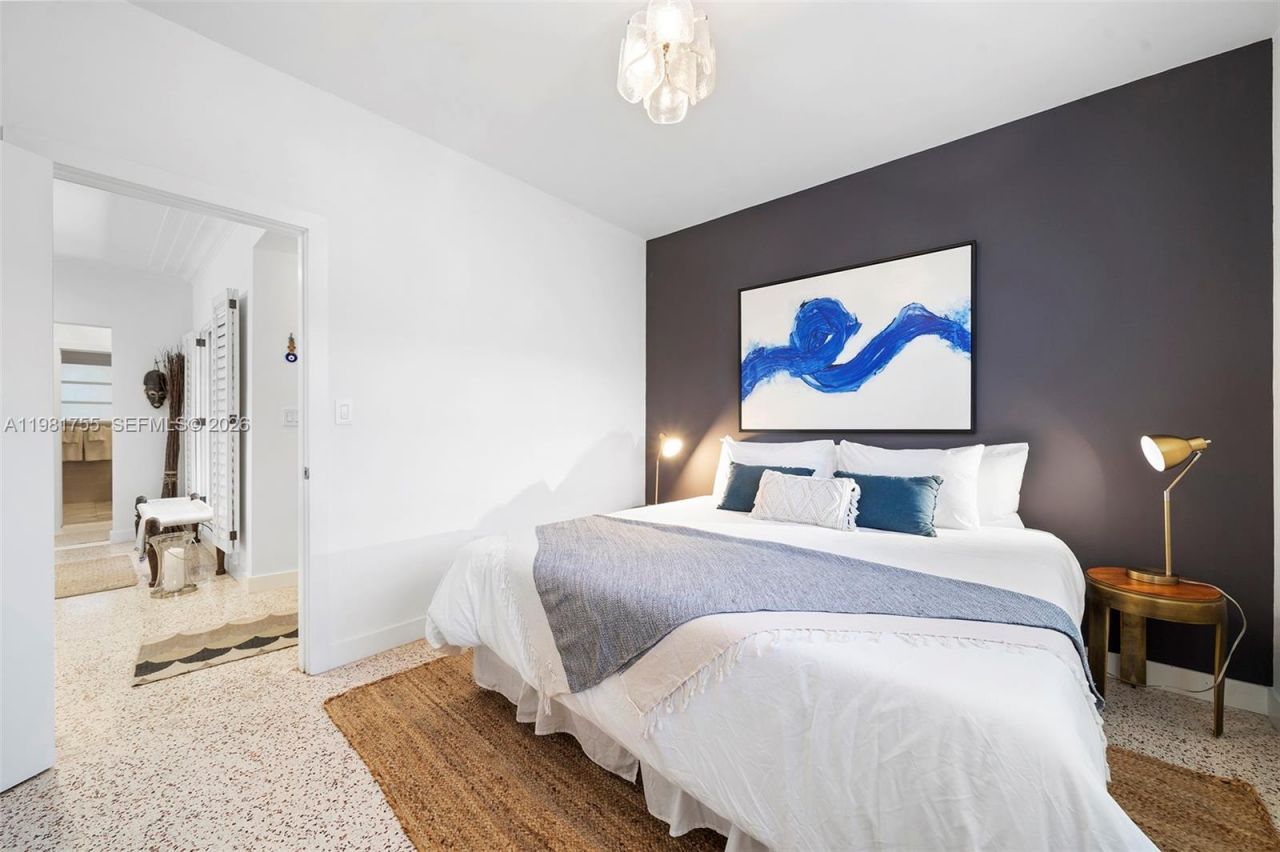 365 N Shore Dr , Miami Beach, FL 33141 Photo