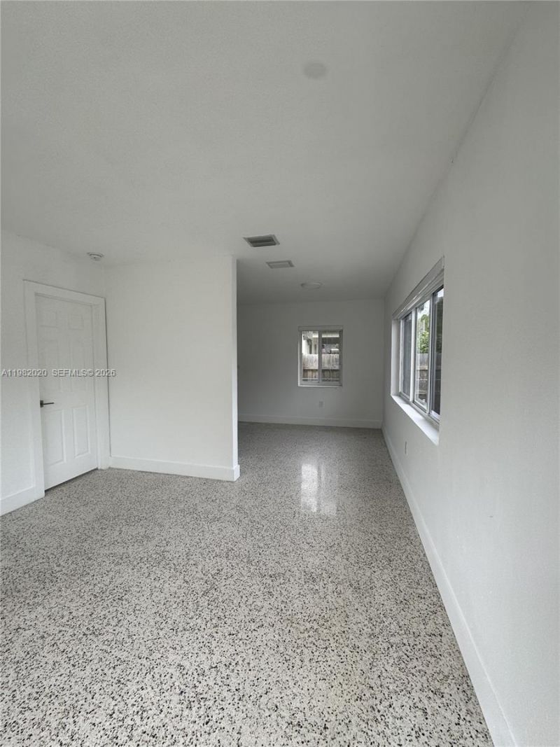 1230 NW 8th Ct , Unit A, Miami, FL 33136 Photo