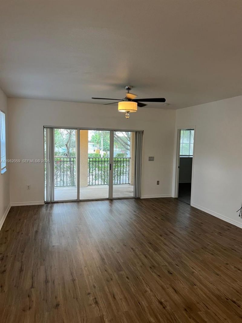2574 Centergate Dr , Unit 201, Miramar, FL 33025 Photo