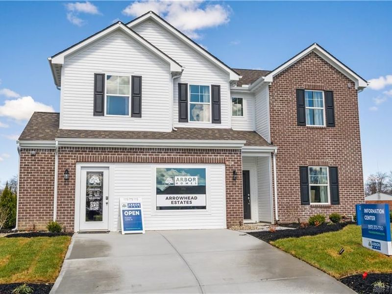 1502 Arrowhead Drive, Piqua, OH 45356 Photo 3