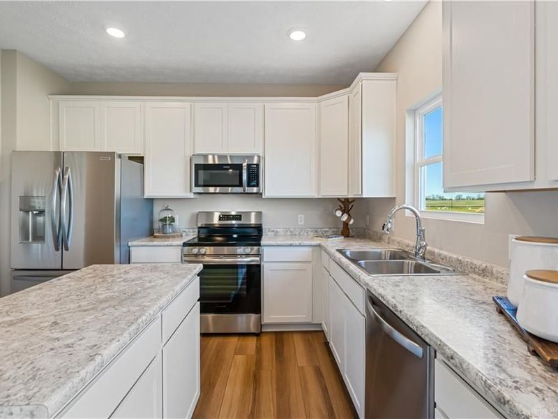 1502 Arrowhead Drive, Piqua, OH 45356 Photo 7