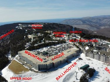 202 Mountain Lodge, Snowshoe, WV 26209