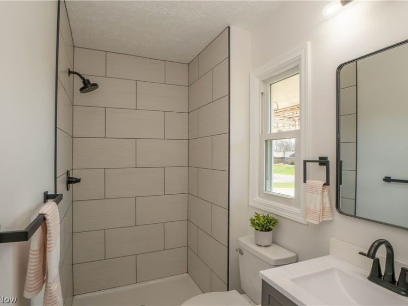 781 Leeman Drive, New Franklin, OH 44319 Photo 15