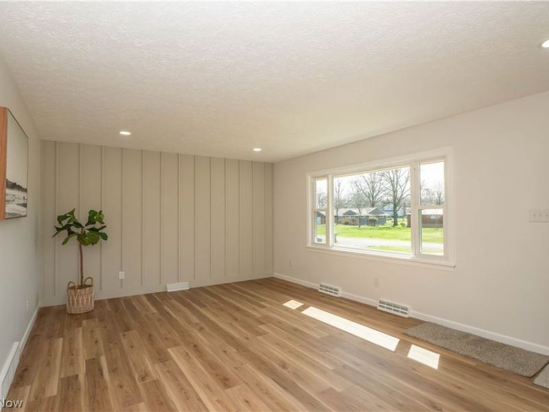 781 Leeman Drive, New Franklin, OH 44319 Photo 3