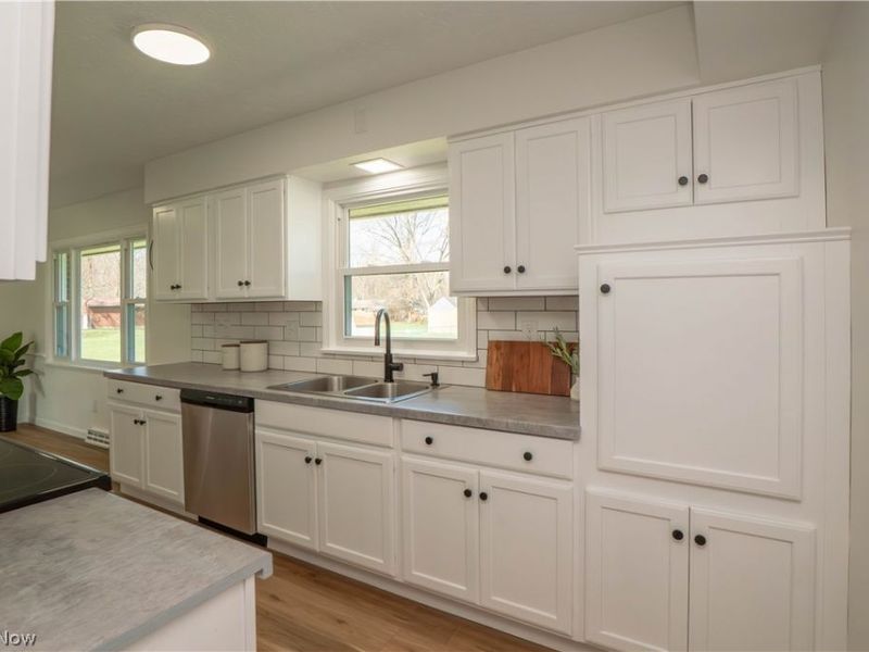 781 Leeman Drive, New Franklin, OH 44319 Photo 9