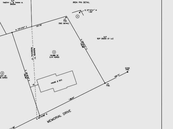 523 James St, Chicopee, MA 01020