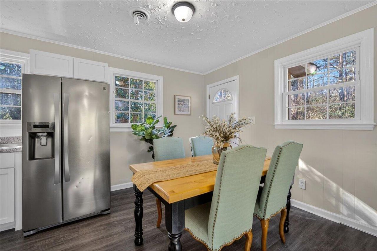 201 Gardeners Walk Photo 10