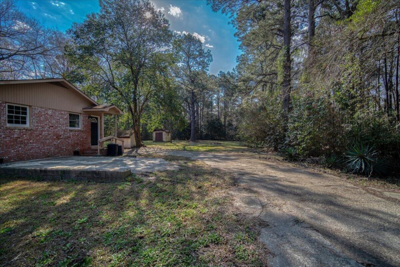 201 Gardeners Walk Photo 26