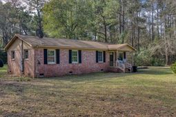 201 Gardeners Walk photo 4