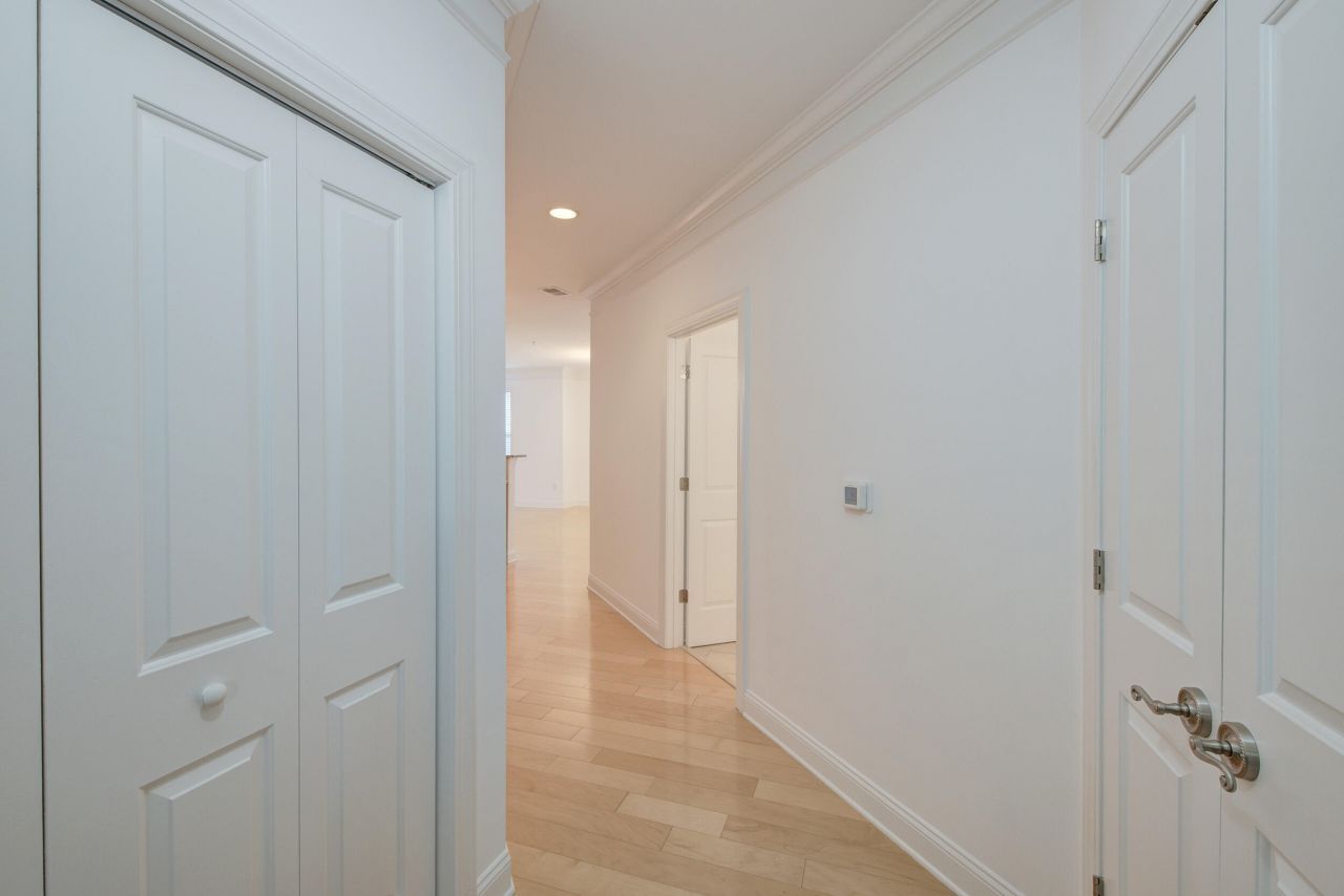 2244 Ashley Crossing Drive Photo 28