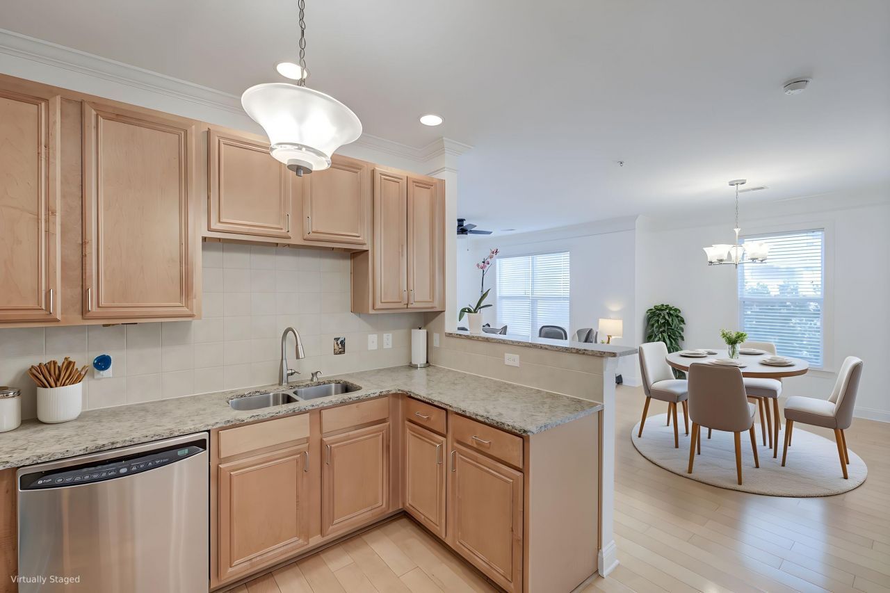 2244 Ashley Crossing Drive Photo 9