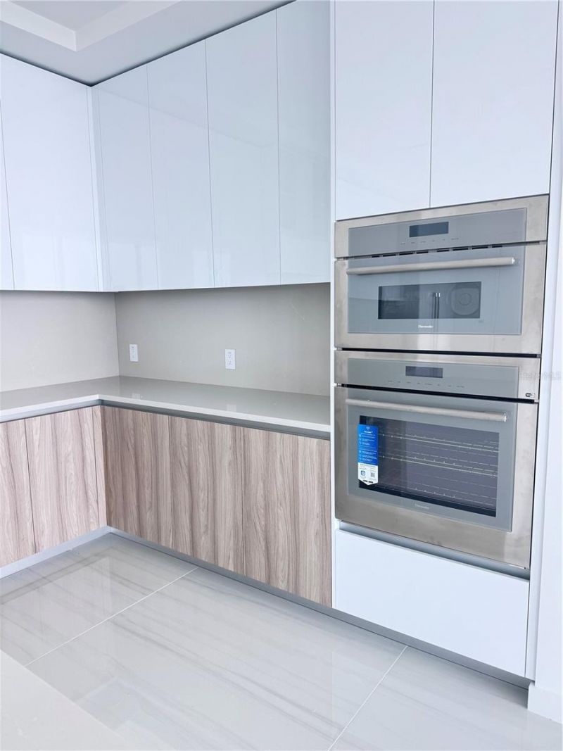 400 Central Avenue, Unit 4102, Saint Petersburg, FL 33701 Photo