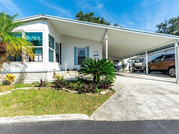 37827 MISSION HILLS AVENUE , ZEPHYRHILLS, FL 33541