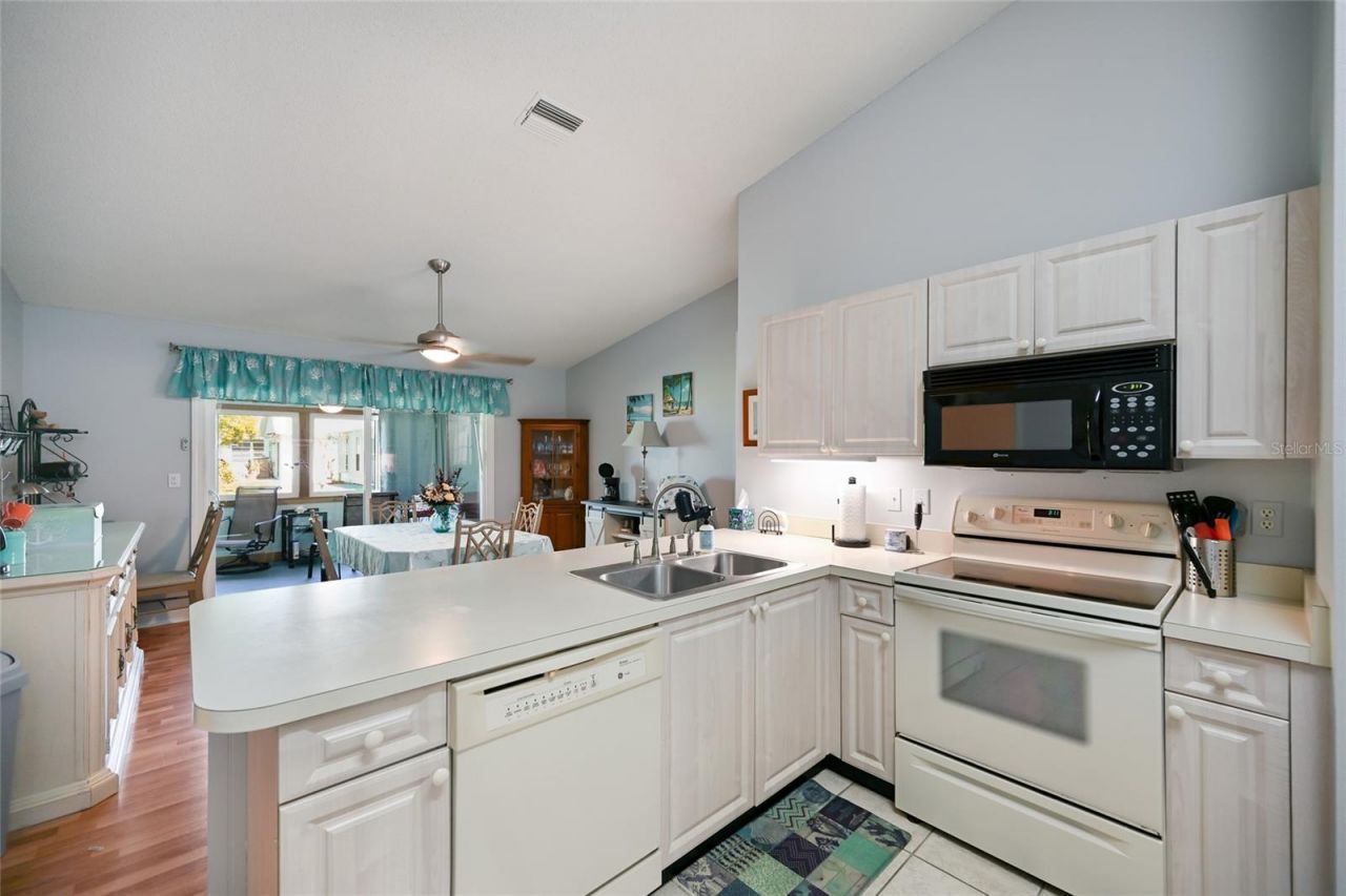 3949 38th Street W, Bradenton, FL 34205 Photo