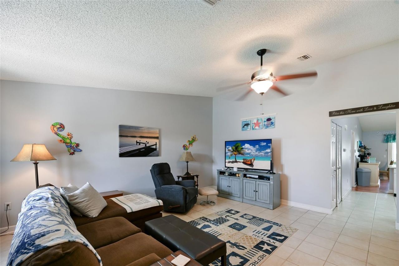 3949 38th Street W, Bradenton, FL 34205 Photo