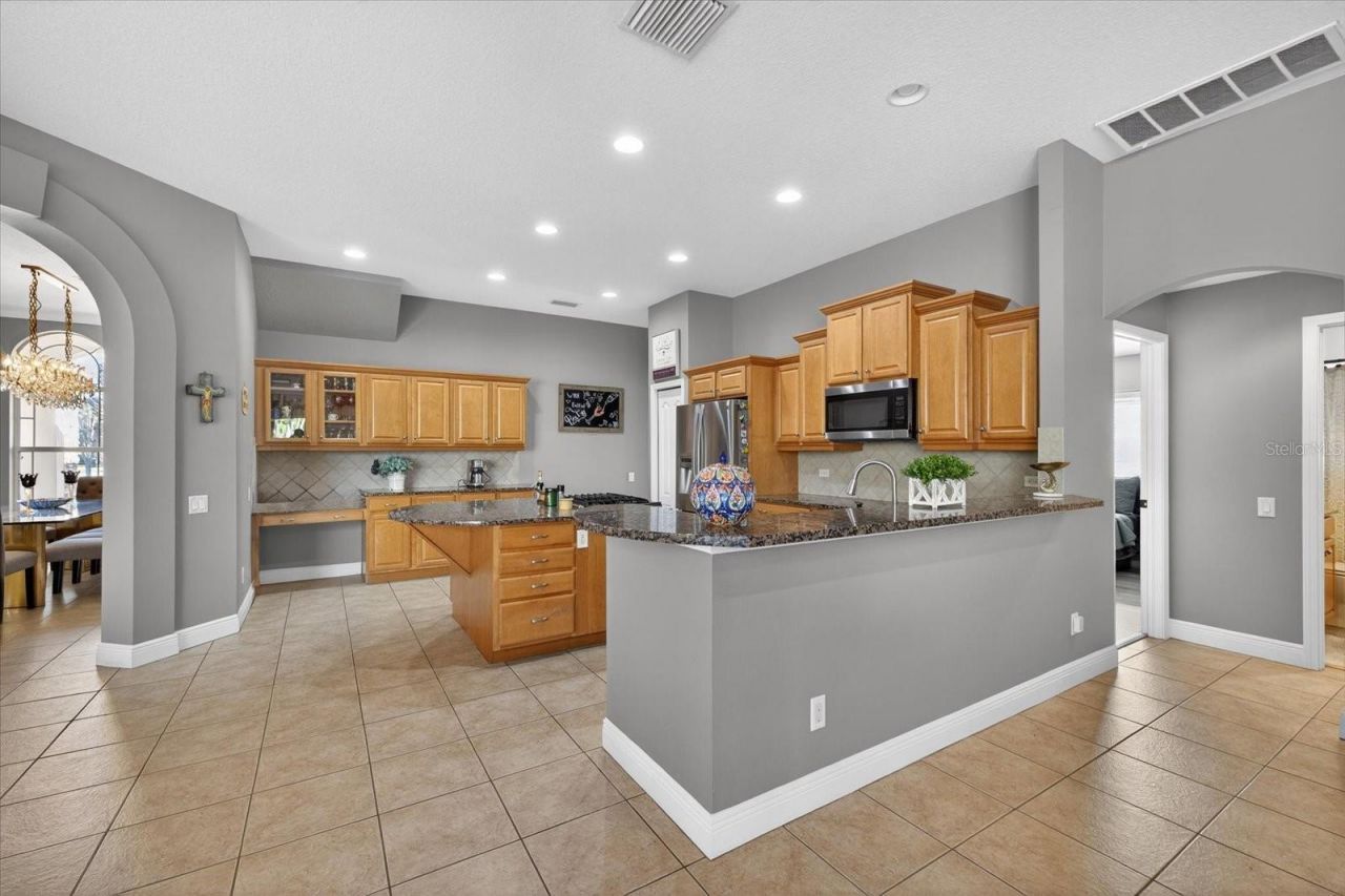 3185 Burberry Street, Tarpon Springs, FL 34688 Photo