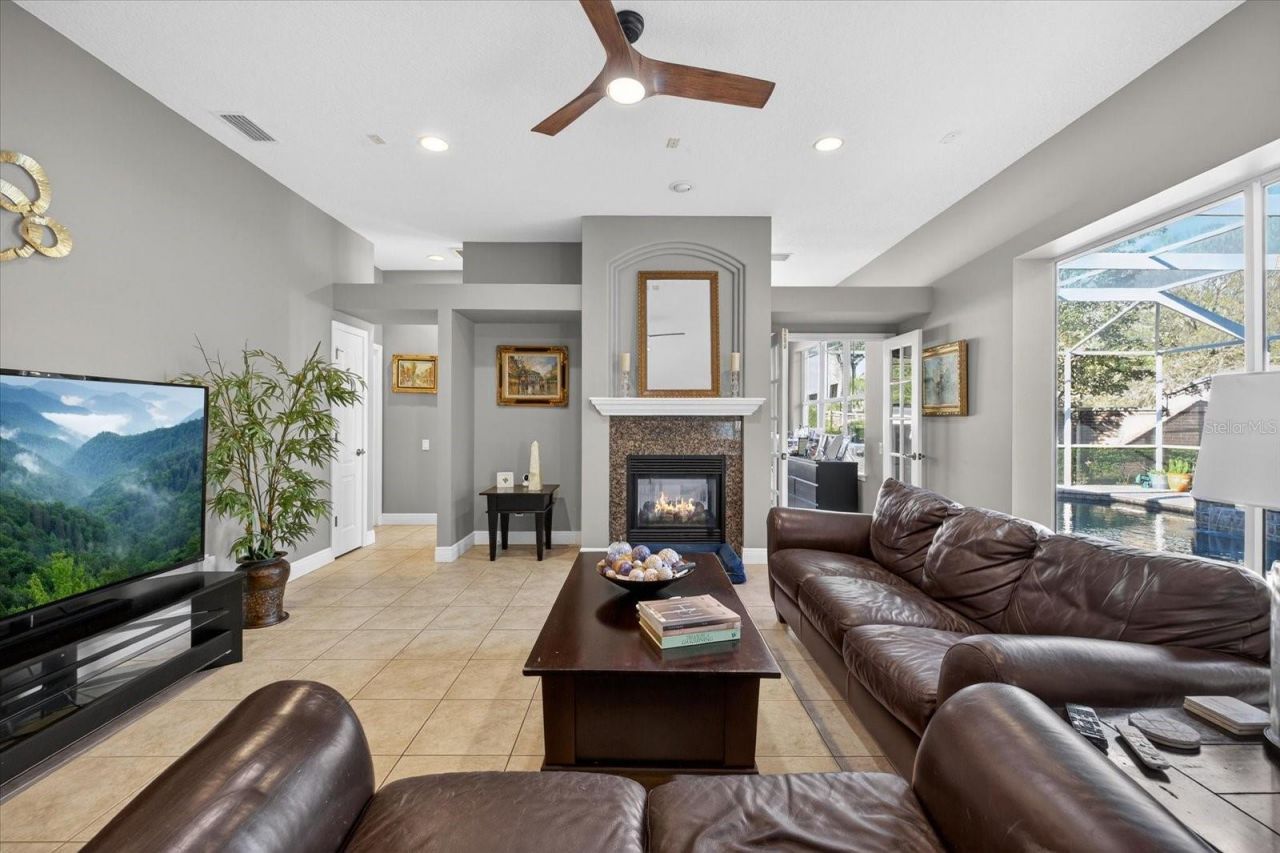 3185 Burberry Street, Tarpon Springs, FL 34688 Photo