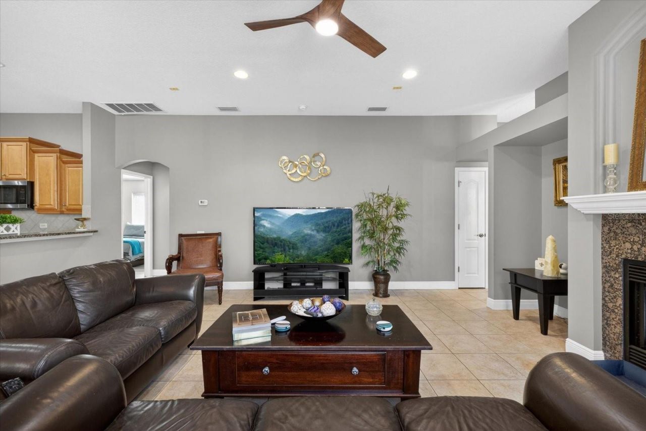 3185 Burberry Street, Tarpon Springs, FL 34688 Photo