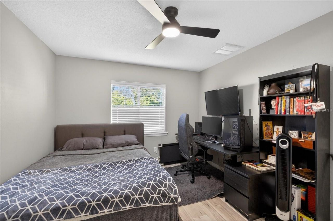 3185 Burberry Street, Tarpon Springs, FL 34688 Photo