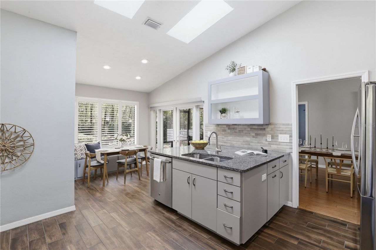 833 NW 45th Terrace, Gainesville, FL 32605 Photo