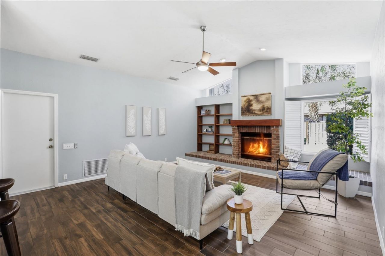 833 NW 45th Terrace, Gainesville, FL 32605 Photo