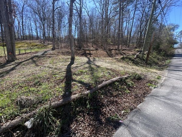 6672 Sandswitch Road, Hixson, TN 37343