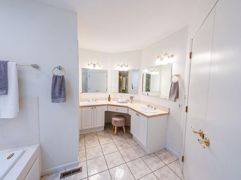 275 Cobble Pond Road , Zanesville, OH 43701 Photo 18