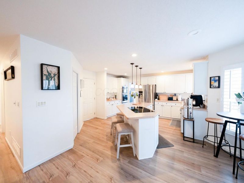 275 Cobble Pond Road , Zanesville, OH 43701 Photo 2