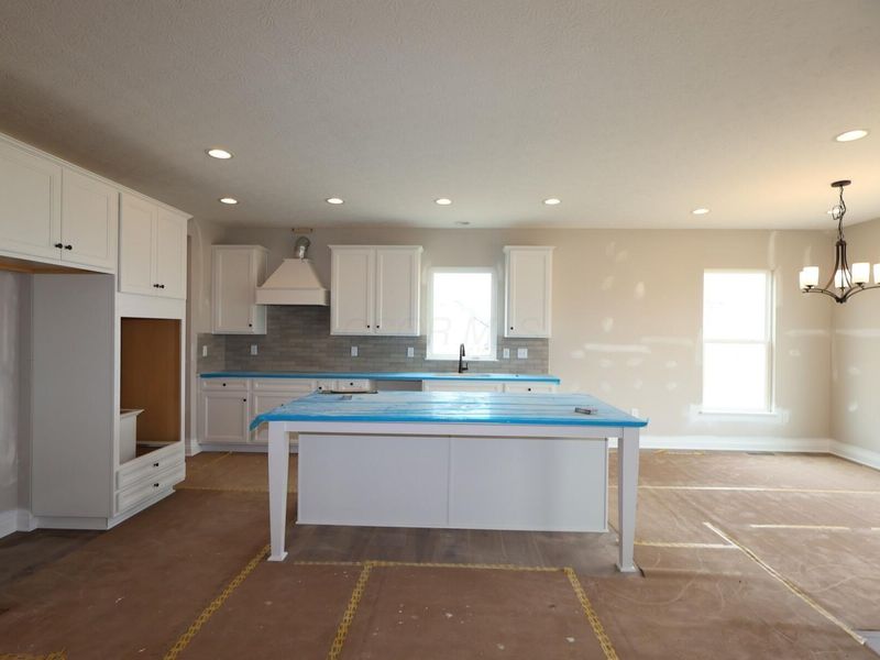 365 Fawn Valley Place, Galena, OH 43021 Photo 2