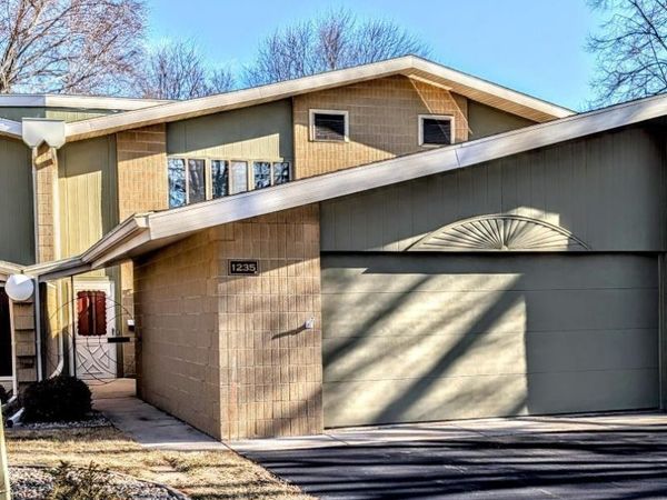 1235 W NICOLET CIRCLE, Appleton, WI 54914