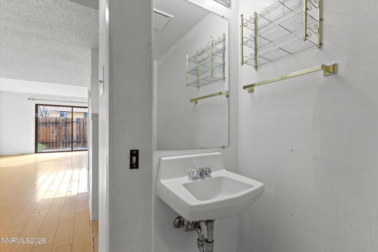 861 Nutmeg Place, Unit 1, Reno, NV 89502 Photo