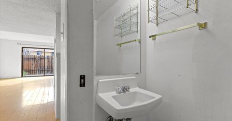 861 Nutmeg Place, Unit 1, Reno, NV 89502 Photo