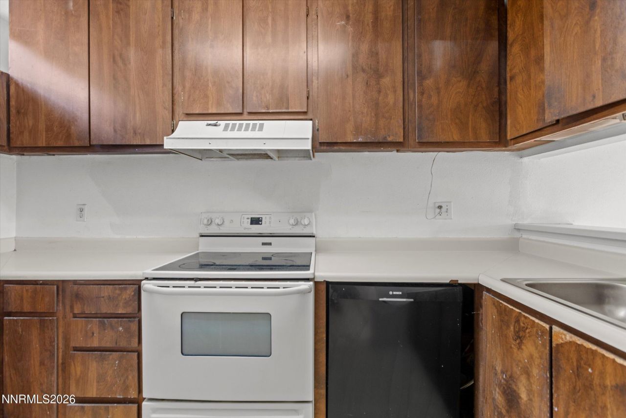 861 Nutmeg Place, Unit 1, Reno, NV 89502 Photo