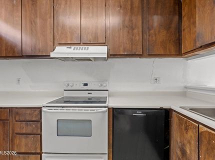 861 Nutmeg Place, Unit 1, Reno, NV 89502 Photo