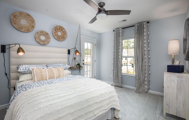 549 Red Monarch Way Photo 13