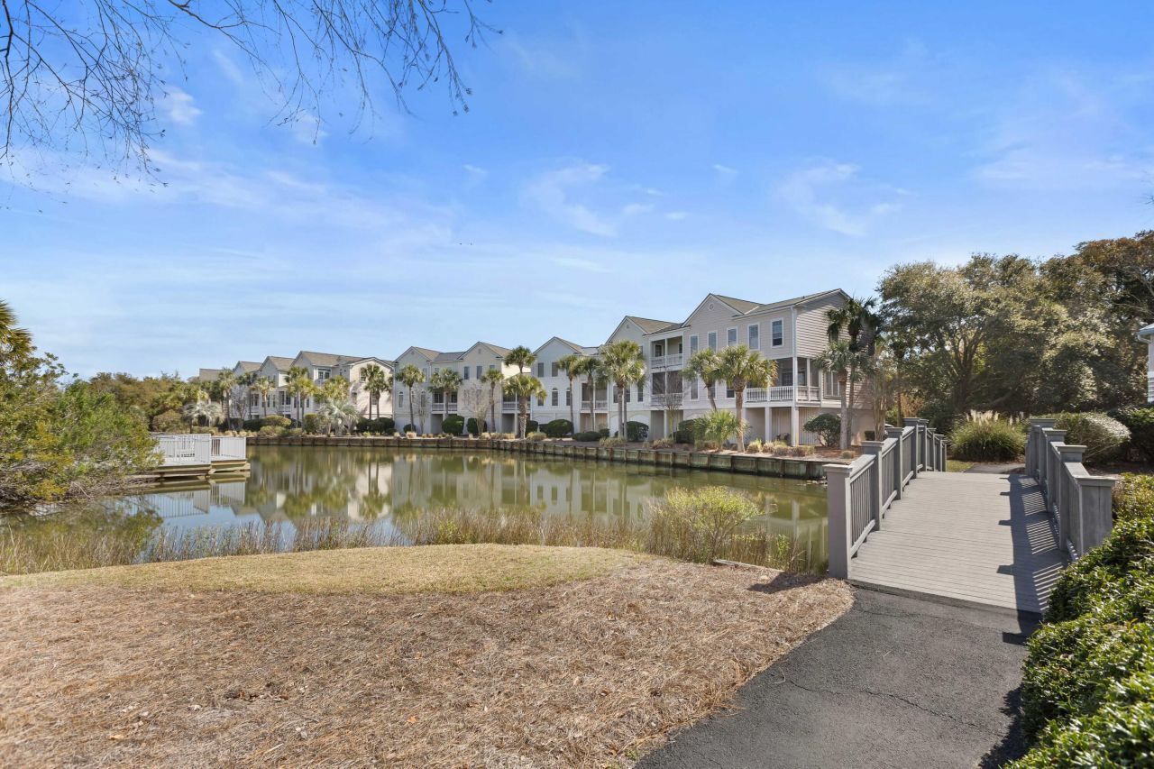 2402 Racquet Club Drive Photo 42