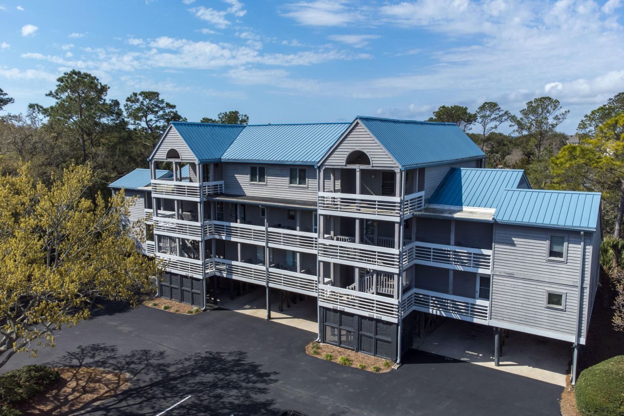 2402 Racquet Club Drive Photo 43